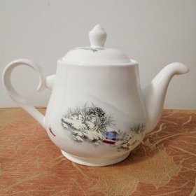茶壶（中国北方瓷都齐齐哈尔依安镇生产，北国风光限量版国内销售365件）鹰嘴壶