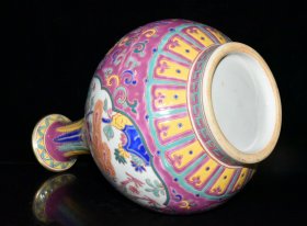 旧藏 明代宣德五彩描金孔雀花鸟纹玉壶春瓶【 28x18.5cm 】