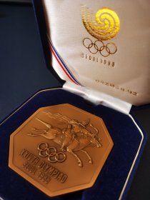 1988年汉城奥运会原盒铜章