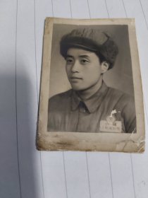 带*章老照片【尺寸约4.3x6厘米】