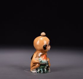 旧藏清粉彩猴子鼻烟壶