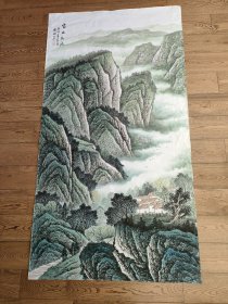 程振国，1946年出生于山东临朐，师从梁树年、郭北峦、白雪石先生专攻山水。曾任中美协第七届理事，北京美协第四届副主席。现为中国画学会副会长，故宫研究院中国画法研究所客座研究员，中央文史馆书画院研究员，中创艺术书画院研究员，中国友联画院创作员，北京易雅艺术馆艺术顾问。软片尺寸:179.5x96.5(cm)，手绘保真。(20232806#)