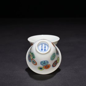 旧藏 清雍正斗彩皮球花纹杯 5*7.5厘米