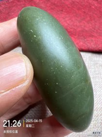 建国前后 新疆和田玉 碧玉 籽料 精雕弥勒佛 大把件 玉质细腻 手感油润 籽皮清晰 开门 品相如图 支持任何机检 72*56*27MM 173克
