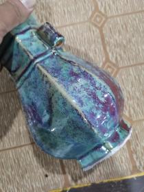 民国至解放初期 厚胎钧窑瓷瓶。全品无损，高级。通高约15厘米。