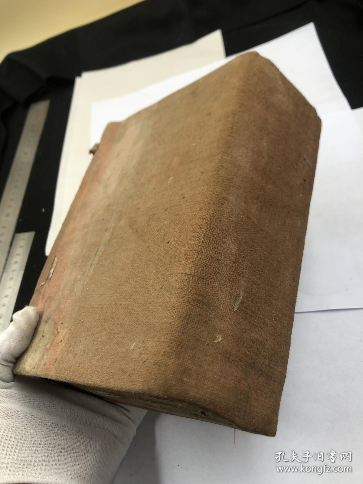 【宗教难遇 精品少抄本 成套全本】3736清代同治13年，抄写的宗教善书，书名是，佛说幽冥教主十王法忏10册一函一套，全品如图。手机拍照一般，但是年代包老的