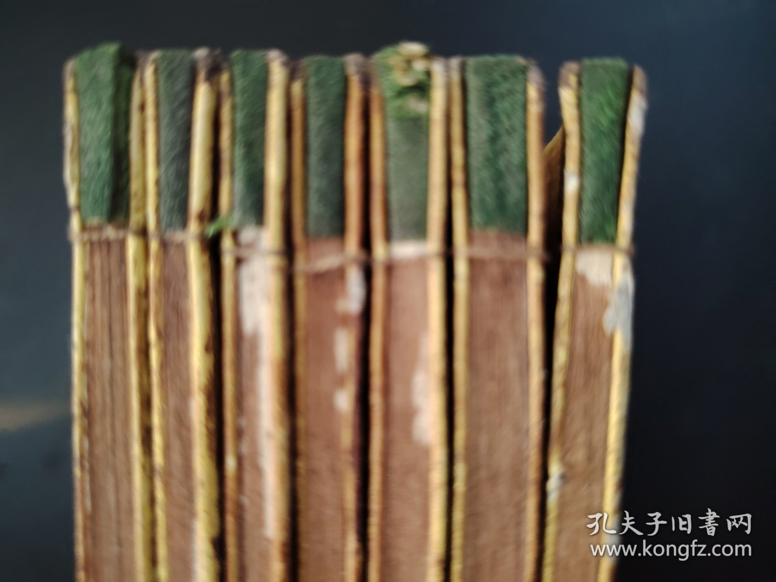 线装版画册1873年【俊宽僧都岛物语】7册全，木版画册，版画精美，有书章，大开本，尺寸22.8*15.5。孔网罕见。
