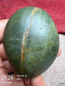 建国前后 新疆和田玉 碧玉 籽料 精雕弥勒佛 大把件 玉质细腻 手感油润 籽皮清晰 开门 品相如图 支持任何机检 72*56*27MM 173克