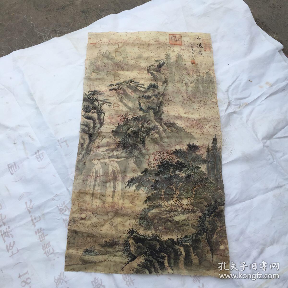 明代画家王谦作品<秋山流泉>王谦，字牧之，号冰壶道人，浙江杭州人。明代画家。王谦，生卒年不详，约活动于明永乐至正德年间。作梅花清奇可爱，落笔雄逸。传世作品有《卓冠群芳图》、《墨梅图》等。