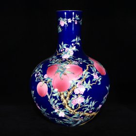 清乾隆宝石蓝釉珐琅彩福寿纹天球瓶，44×31，
