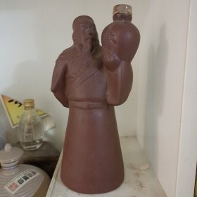 精美陶瓷水浒人物造型艺术酒瓶一个