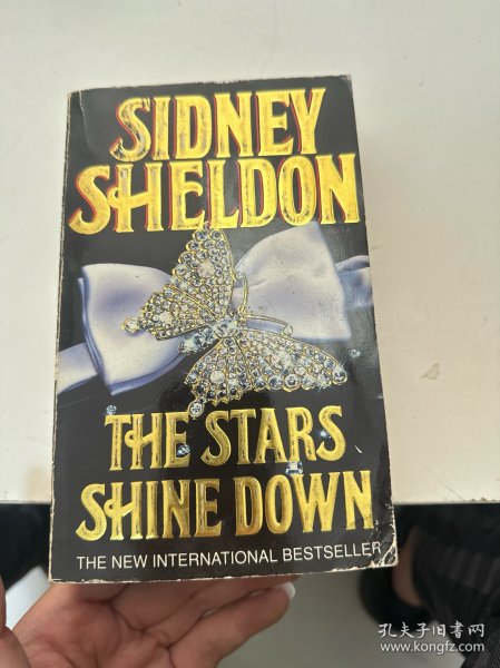 The Stars Shine Down. Sidney Sheldon