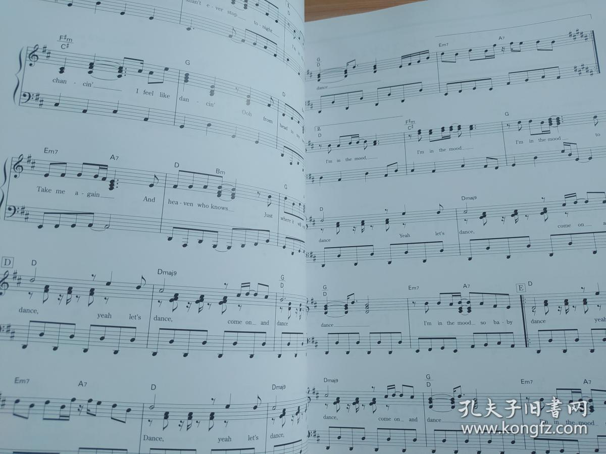 日文原版书 ピアノ･ソロ オトナ女子が弾きたい洋楽ソングあつめました。 (ピアノ・ソロ) 楽譜  稲瀬 克志 (編集), 加納 伴子 (編集), ホッタガクフ (編集) 钢琴伴奏 欧美流行歌曲