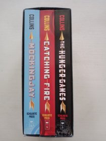 The Hunger Games Trilogy Box Set (Books 1-3)饥饿游戏，套装共三册