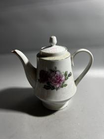 80年代左右，玫瑰花茶壶一把