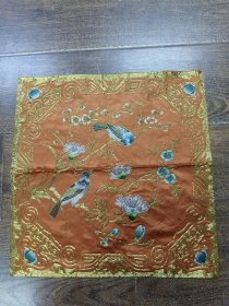 回流老绣品