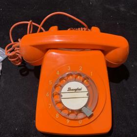 早期老电话一台 品相保存较好 无破损无瑕疵