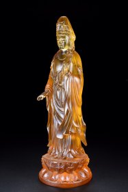 琉璃观音，高30厘米，宽10厘米，重4.2斤