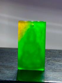 45_龙石种高冰翡翠佛吊坠,选料上乘,冰透水润,满绿通透精细雕刻,开脸漂亮,油润包浆,完整全品。M54