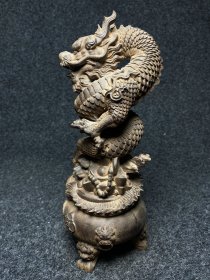 精品沉香雕刻龙摆件 1116克