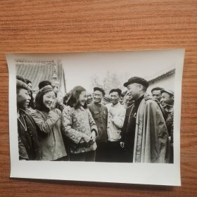 1958年，彭德怀在河南偃师县槐庙乡视察