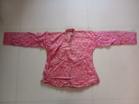手工缝制老搭襟花袄 老褂子 图六肩下有磨残 图七衣襟下有几处磨残 衣领磨损，图九背面一处破损收藏摆件道具不保合身