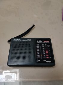 老式收音机（R一202T）