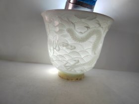 浮雕茶杯