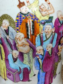 美品.款识“大清乾隆年制”精工细作满工粉彩“十八罗汉”纹将军罐一对