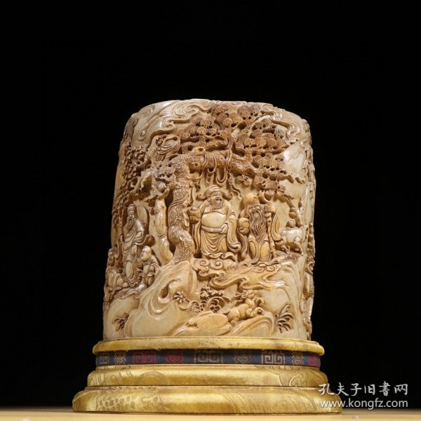 清代 寿山石雕福寿三星祥瑞图笔筒
