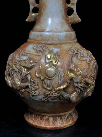 玉瓶一对 雕刻双龙戏珠 鎏金 品相完好如图