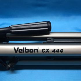 原文:Velbon CX 444 
译文:维尔邦 CX 444 （高级影相器材三角架）