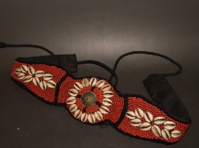 红宝石贝壳珠子皮带腰带 品相如图 尺寸：长156厘米 宽9.5厘米 厚1厘米 重301克左右
