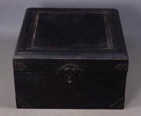 旧藏和田玉包金人鱼壶