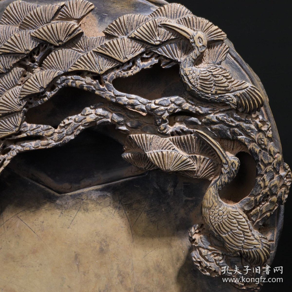 点击查看原图 旧藏端砚“松春万古 鹤寿千年”款:蔡启僔