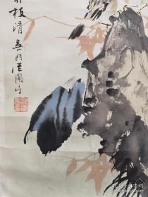 吴湛圆，江苏画家。苏州国画院画师，尺寸40x40，作品保真，苏州市美术家协会理事,苏州市金阊区美术书法协会主席.江苏画家，品相如图自然旧完好，原裱镜芯作品