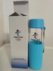 2022年北京冬奥会专用水杯。