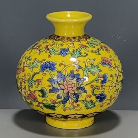 古董瓷器清代乾隆年制珐琅彩黄釉花卉纹水盂文房器全品