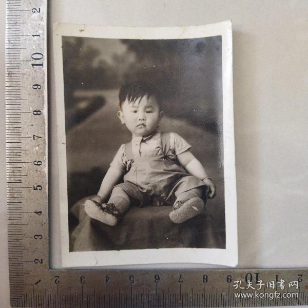 民国 照片：小男孩，。，，三十六年，，