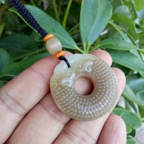 原矿玉器糖白色和田玉双龙玉佩双面雕刻温润细腻色泽浑然玉石吊坠