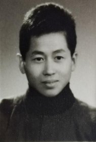 1961年男青年丽影照相馆留念老照片