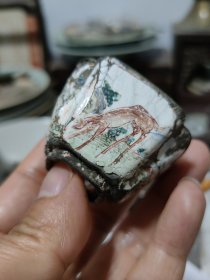 出清代铜胎画珐琅彩小杯，工艺精致，画工细腻，适合收藏。品相如图，略有使用痕迹，包老保真。