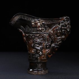 珍藏旧藏牛角雕刻螭龙杯摆件，长19厘米宽10.5厘米高17.5厘米，重约750克，