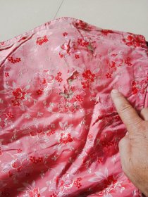 手工缝制老搭襟花袄 老褂子 图六肩下有磨残 图七衣襟下有几处磨残 衣领磨损,图九背面一处破损收藏摆件道具不保合身