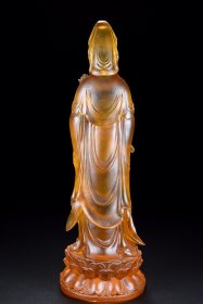 琉璃观音，高30厘米，宽10厘米，重4.2斤