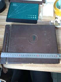 老相册一本
