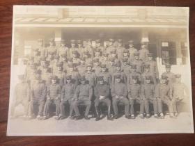 民国时期《日本陆军士官学员集体照》