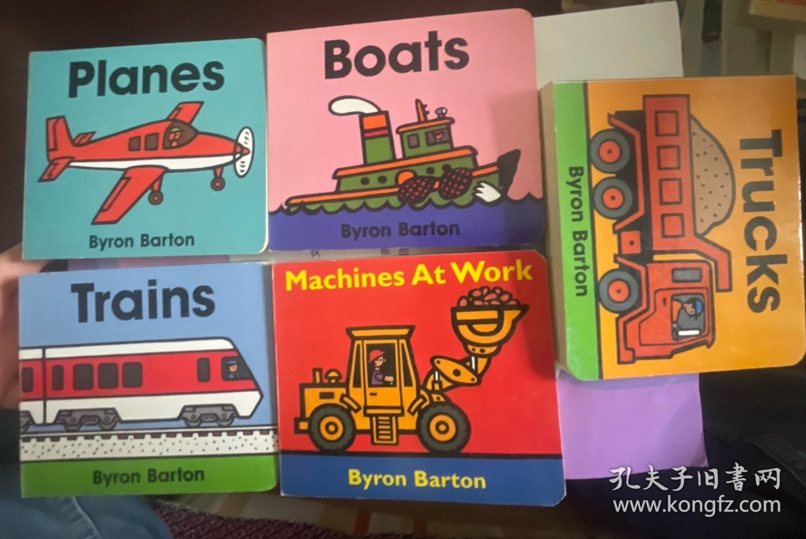 英文原版绘本 纸板书 Byron Barton 交通工具系列五本套 Planes / Boats/ Trains/ Trucks / Machines At Work 极其经典 任何时候都不会过时的传家宝级英语绘本启蒙书