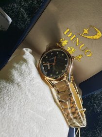 谛诺石英女表，专柜正品，防水走时精准，新未拆膜带包装