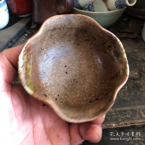 窑变釉花口茶碗一只01